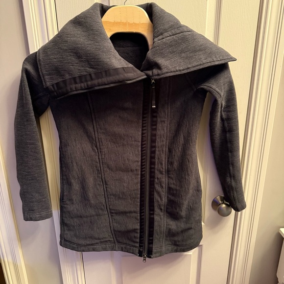 lululemon athletica Jackets & Blazers - Lululemon Virsana blanket wrap coat. Size 8